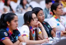 Estudiantes hondureños participan en espacios sobre turismo, innovación e IA durante Foro Iberoamericano de Turismo