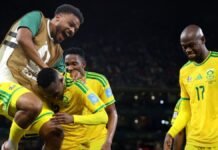 Sudáfrica sorprende al mundo al vencer a Corea del Sur y avanzar de fase de grupo por primera vez en su historia