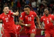 Suiza se impone y derrota 2-0 a Argelia para clasificar a octavos de final del Mundial