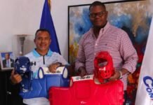 Entregan equipo deportivo para el taekwondo hondureño