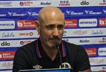 Eduardo Espinel alza la voz tras goleada de Olimpia: “No puede ser que no nos protejan”