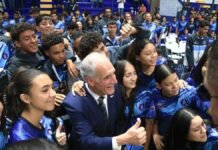 Presidente Asfura juramenta a la delegación hondureña para los Juegos Codicader 2026″