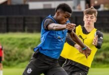 Keyrol Figueroa debuta con derrota del Port Vale en la cuarta división de Inglaterra