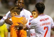 Olimpia golea al Platense con una noche espectacular de Yustin Arboleda en Comayagua
