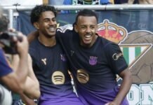 Un Barcelona imparable goleó 5-2 al Betis y mantiene su paso perfecto en LaLiga