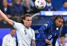 Italia frena a la Francia de Zidane y rescata un empate en París