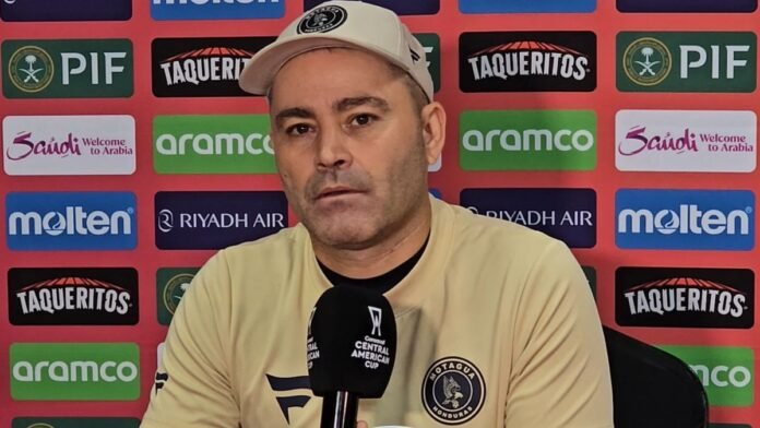 JavierLopezPostAlajuelense_MiPasionhn