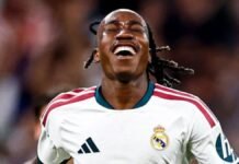 Diomandé rescata al Real Madrid, que vence al Villarreal y termina con diez por expulsión de Vinicius